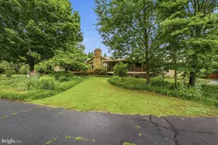 4920 Brook Hills Dr, Annandale, VA 22003 - Photo 1