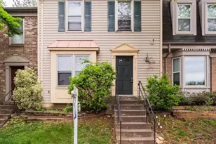 14167 Royal Oak Ln, Centreville, VA 20120 - Photo 1