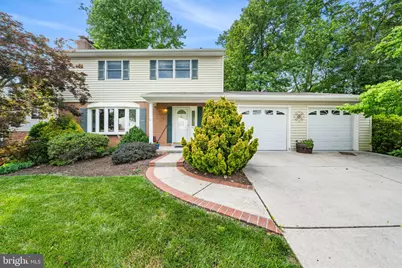 8522 Fairburn Drive, Springfield, VA 22152 - Photo 1