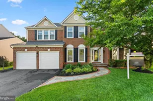 4689 Brentwall Ct, Chantilly, VA 20151 - Photo 1