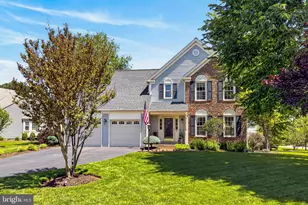6463 Woodmere Pl, Centreville, VA 20120 - Photo 1
