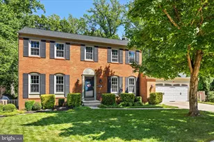 8201 Running Creek Ct, Springfield, VA 22153 - Photo 1