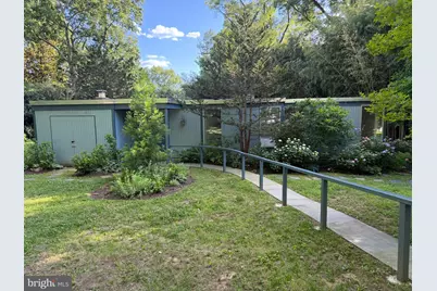 2111 Mason Hill Drive, Alexandria, VA 22306 - Photo 1