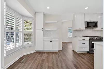 6030 Burnside Landing Drive, Burke, VA 22015 - Photo 10