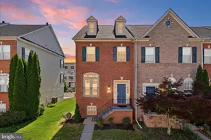 4677 Carisbrooke Ln, Fairfax, VA 22030 - Photo 1