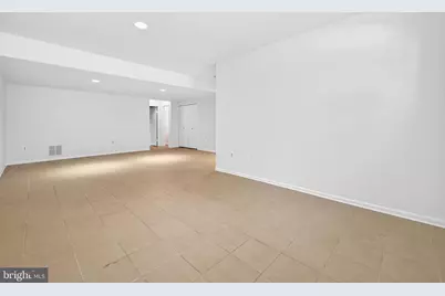 4867 Carriagepark Road, Fairfax, VA 22032 - Photo 20