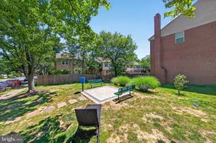 4867 Carriagepark Rd, Fairfax, VA 22032 - Photo 48