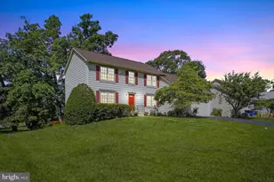 1017 Jeff Ryan Dr, Herndon, VA 20170 - Photo 1