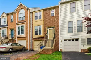 13937 Middle Creek Pl, Centreville, VA 20121 - Photo 1
