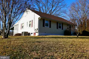 7236 Pimmit Ct, Falls Church, VA 22043 - Photo 1