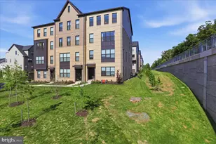 4984 Longmire Wy, Chantilly, VA 20151 - Photo 1
