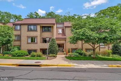 1663 Parkcrest Circle #200, Reston, VA 20190 - Photo 1