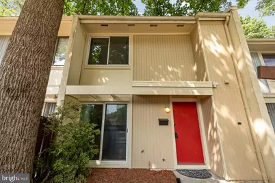 2240 Southgate Square, Reston, VA 20191 - Photo 1