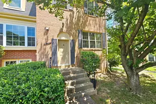4719 Gainsborough Dr, Fairfax, VA 22032 - Photo 1