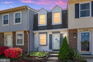 8307 Crestmont Cir, Springfield, VA 22153 - Photo 1