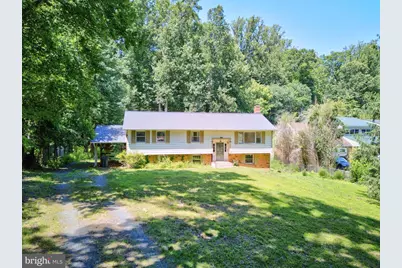 9040 Weant Drive, Great Falls, VA 22066 - Photo 1