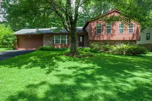 10522 Brevity Dr, Great Falls, VA 22066 - Photo 1