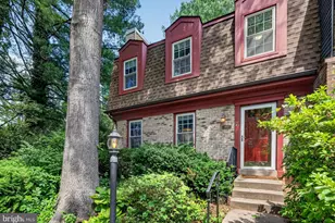 9821 Owens Ct, Fairfax, VA 22031 - Photo 1