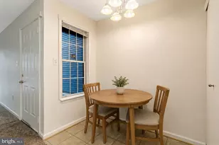 8639 Beekman Pl, Alexandria, VA 22309 - Photo 8