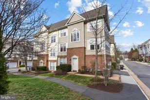 8074 Nicosh Cir Ln, Falls Church, VA 22042 - Photo 1