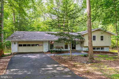 11621 Sourwood Lane, Reston, VA 20191 - Photo 1