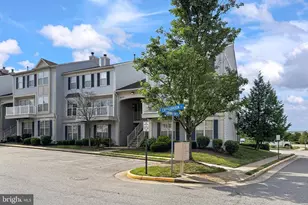 8209 Crossbrook Ct, Lorton, VA 22079 - Photo 1