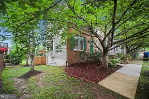 4624 Deerwatch Dr, Chantilly, VA 20151 - Photo 1