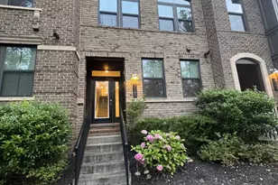 3165 Virginia Bluebell Ct, Fairfax, VA 22031 - Photo 1