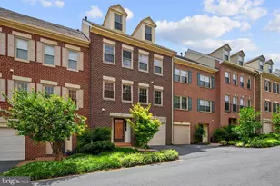 5105 Skyline Village Ct, Alexandria, VA 22302 - Photo 1