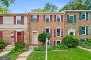 9630 Lindenbrook St, Fairfax, VA 22031 - Photo 1