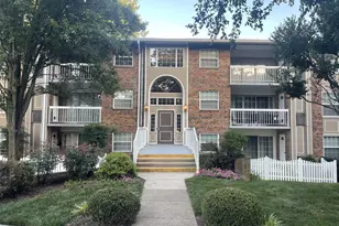 1933 Wilson Ln, McLean, VA 22102 - Photo 1