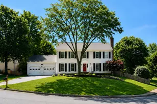 6207 Maple Run Ct, Clifton, VA 20124 - Photo 1