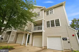 12825 Fair Briar Ln, Fairfax, VA 22033 - Photo 1