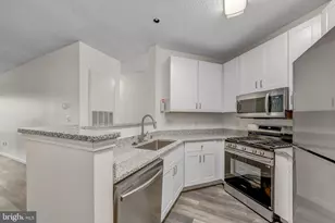 4417 Fair Stone Dr, Fairfax, VA 22033 - Photo 1