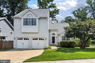 6127 Glen Oaks Ct, Springfield, VA 22152 - Photo 1