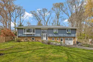 3113 Woodland Ln, Alexandria, VA 22309 - Photo 1