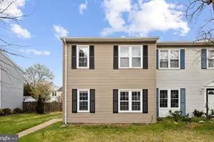 9490 Mooregate Ct, Lorton, VA 22079 - Photo 1