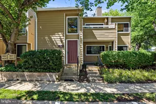 11026 Villaridge Ct, Reston, VA 20191 - Photo 1