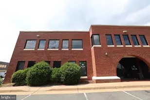 1319 Shepard Dr, Sterling, VA 20164 - Photo 1