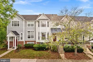 20510 Willoughby Square, Sterling, VA 20165 - Photo 1