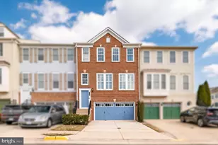 102 Great Laurel Square SE, Leesburg, VA 20175 - Photo 1