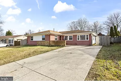 604 S Birch Street S, Sterling, VA 20164 - Photo 1