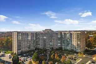 19375 Cypress Ridge Terrace, Leesburg, VA 20176 - Photo 1