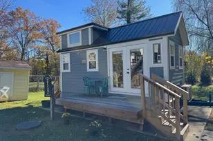 12 W Loudoun St, Round Hill, VA 20141 - Photo 1