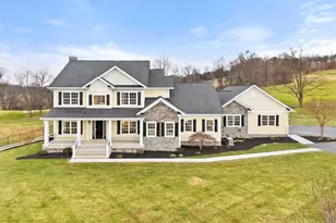 35080 McKnight Ct, Round Hill, VA 20141 - Photo 1