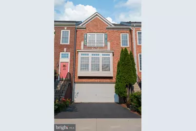 42724 Rolling Rock Square, Chantilly, VA 20152 - Photo 1