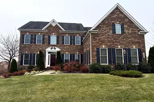 42635 Gold Thread Dr, Chantilly, VA 20152 - Photo 1