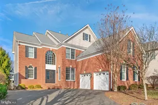 19873 Bethpage Ct, Ashburn, VA 20147 - Photo 1