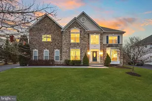 22558 Forest Run Dr, Ashburn, VA 20148 - Photo 1