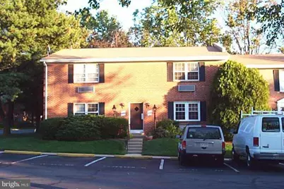 110 N College Drive N, Sterling, VA 20164 - Photo 1